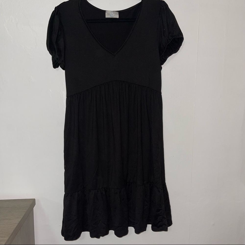 Francesca’s Black Dress